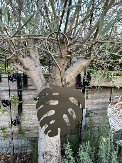 Decorative hanging leaf