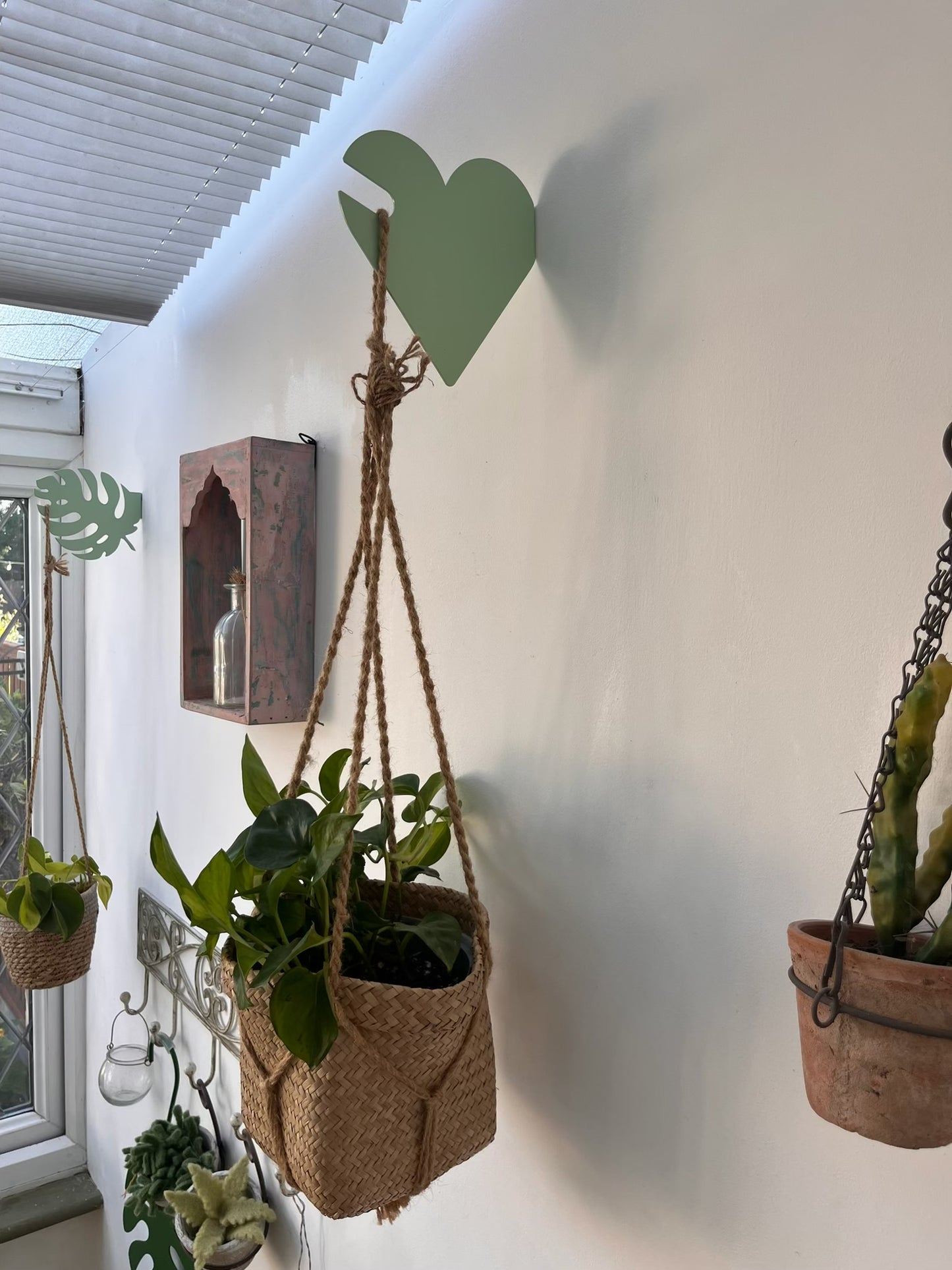 Heart shelf or hook