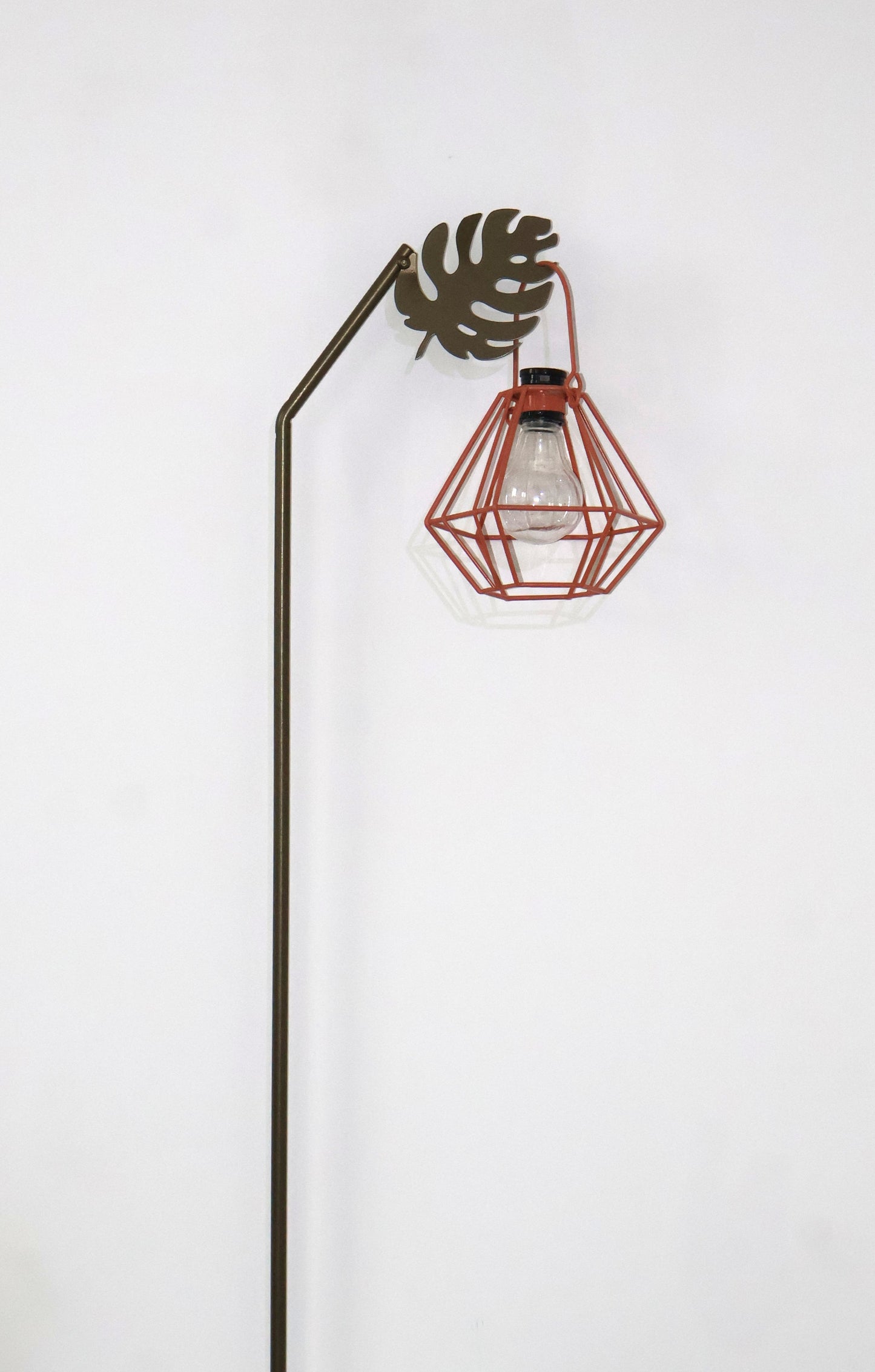 Standing leaf hook